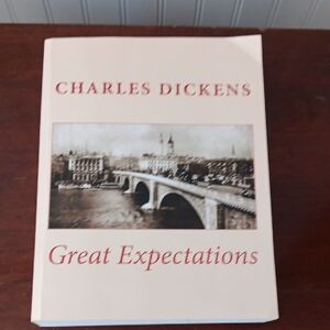 Great Expectations Large Print Paperback